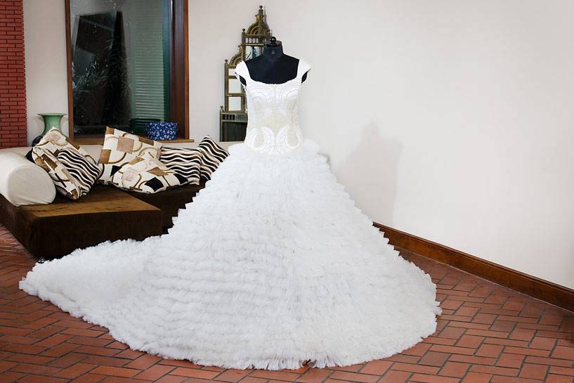 Buy Gowns For Reception USA | Maharani Designer Boutique