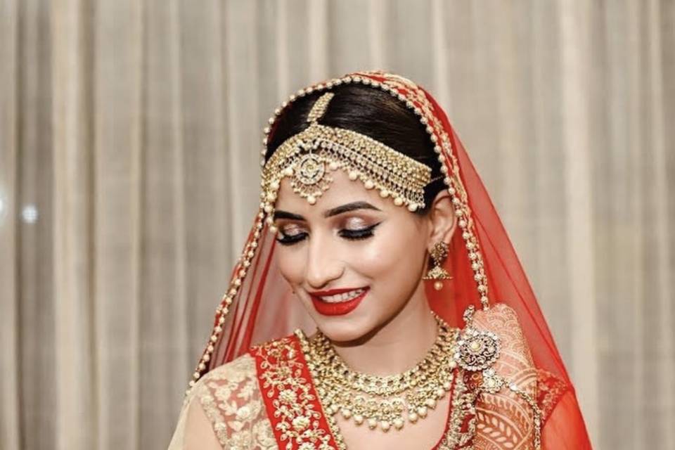 Bridal makeup