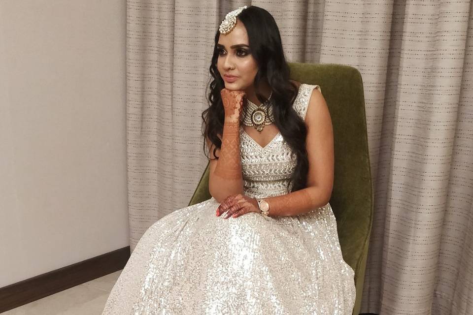North Indian bride reception m