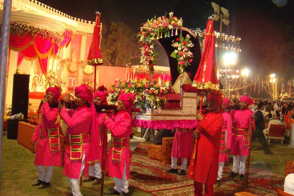 Wedding entertainers