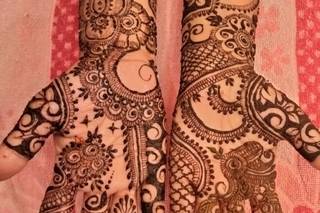 Muskan's Mehendi Creation