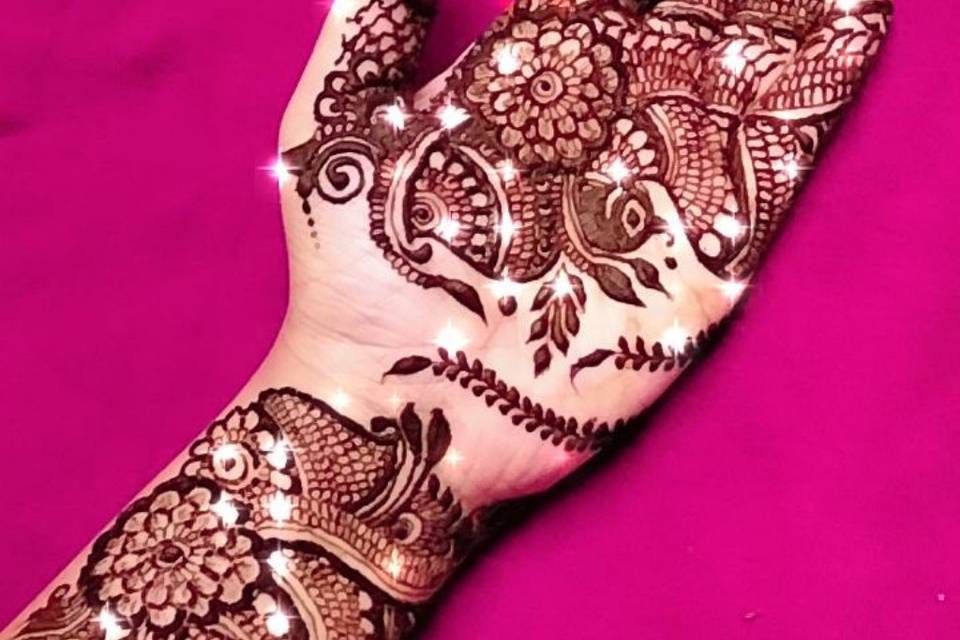 Muskan's Mehendi Creation