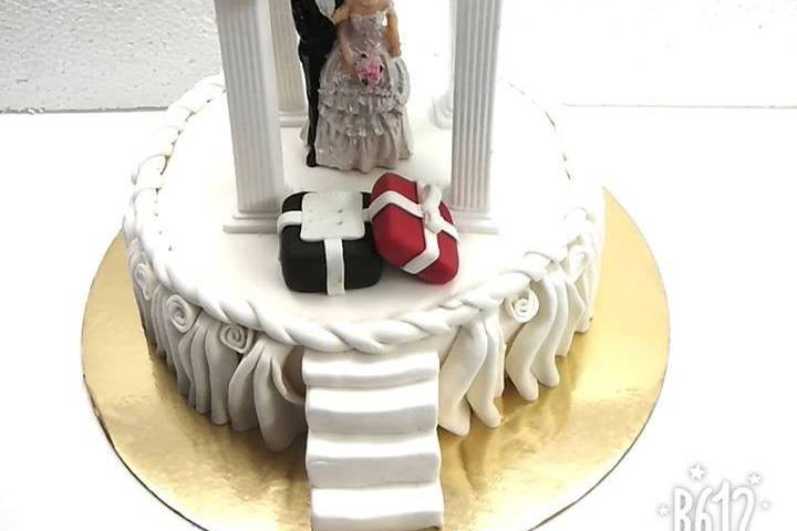 Designer cake