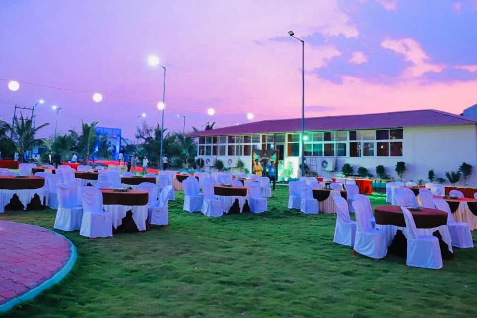 Lawn area