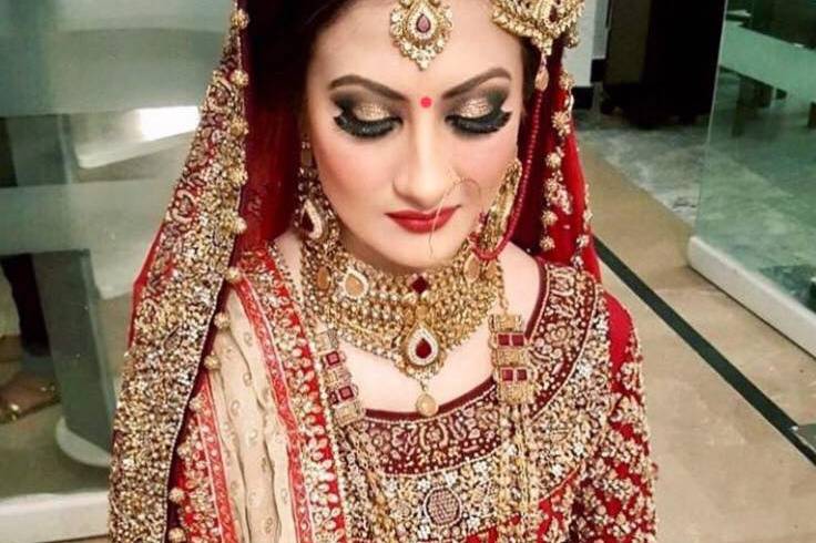 Bridal makeup