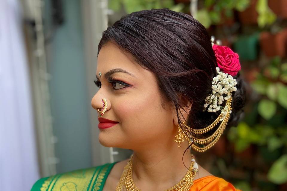 Maharashtrian bride