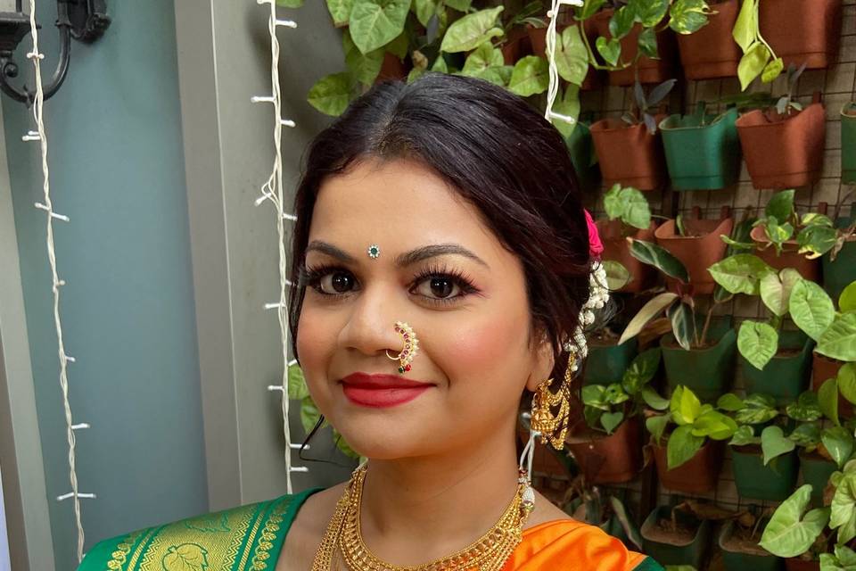 Maharashtrian bride