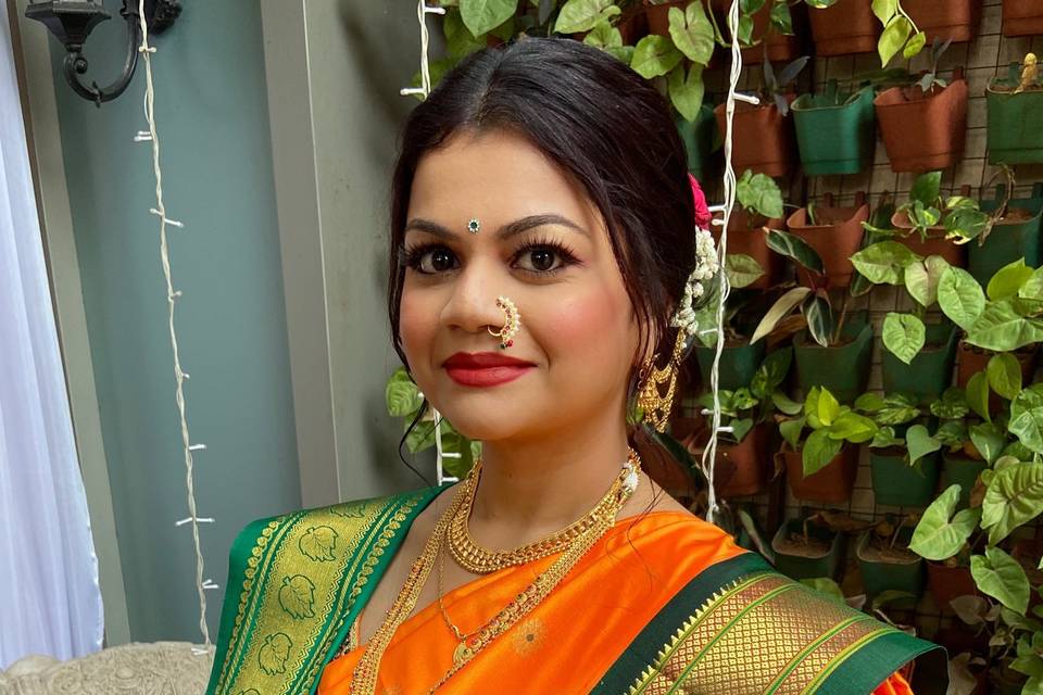 Maharashtrian bride