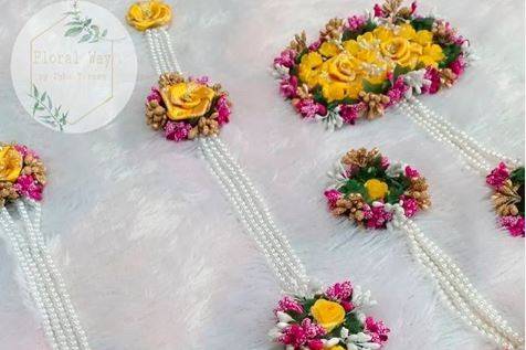 Floral jewellery