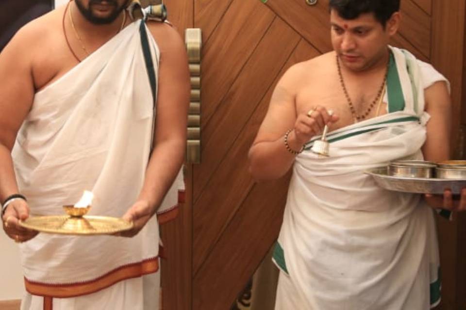 Sri Raghavendra Jyothishyalayam