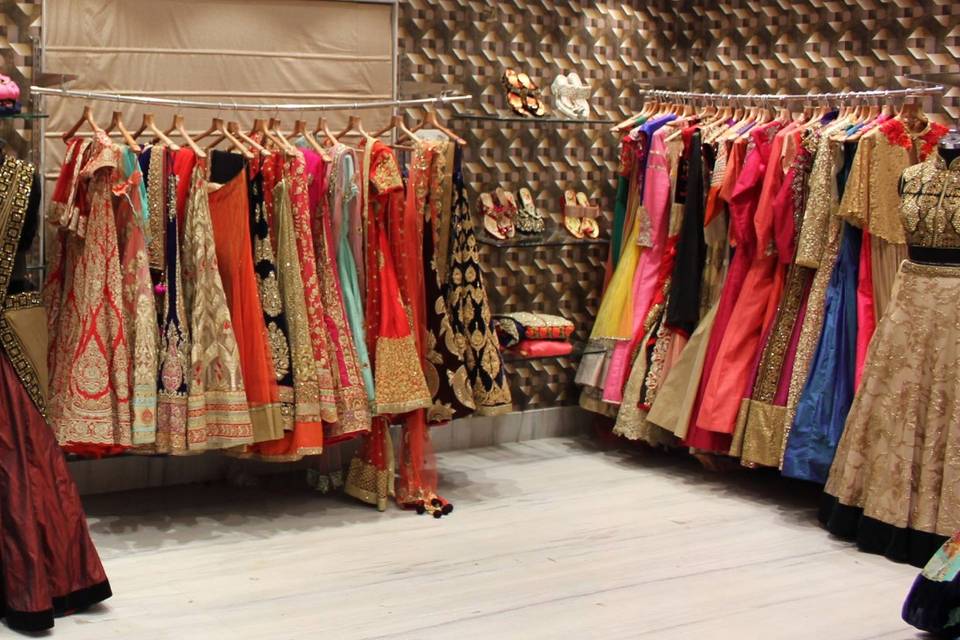 Sukreeti Boutique Kolkata Lehenga Jorasanko Weddingwire.in