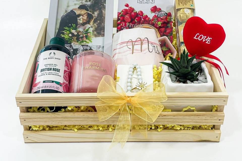 Hamper