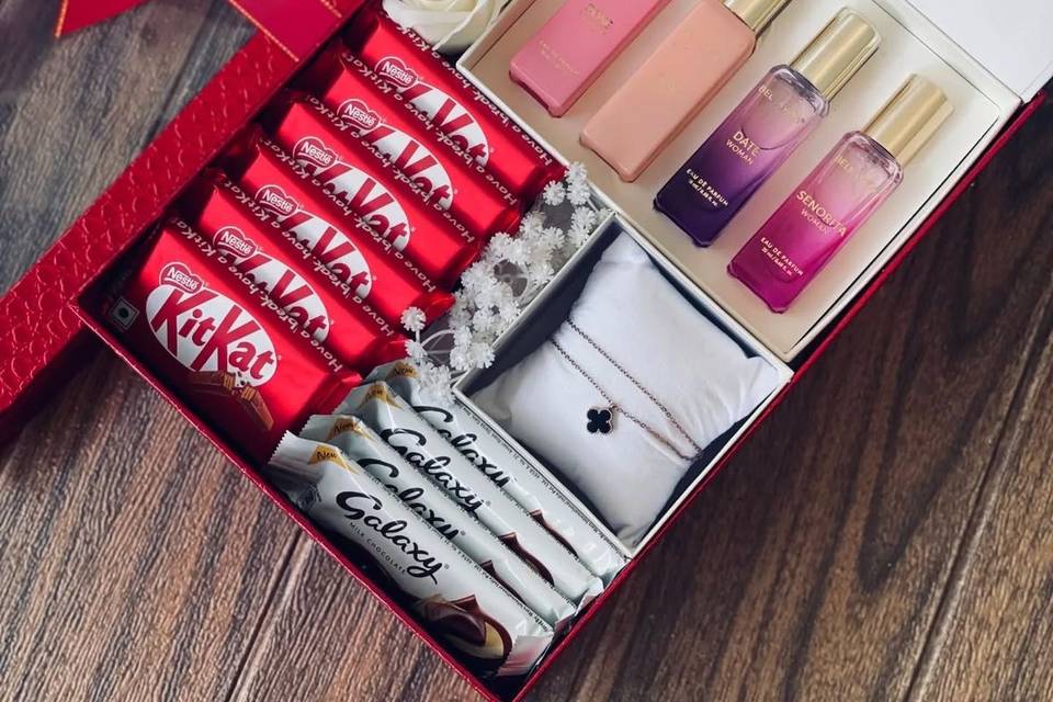 Hamper