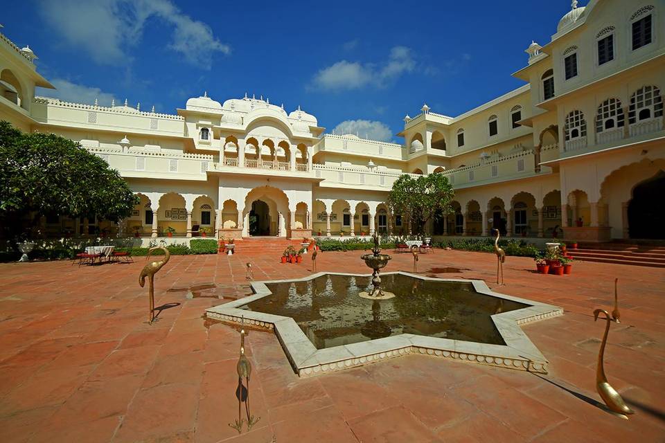 Alsisar Mahal