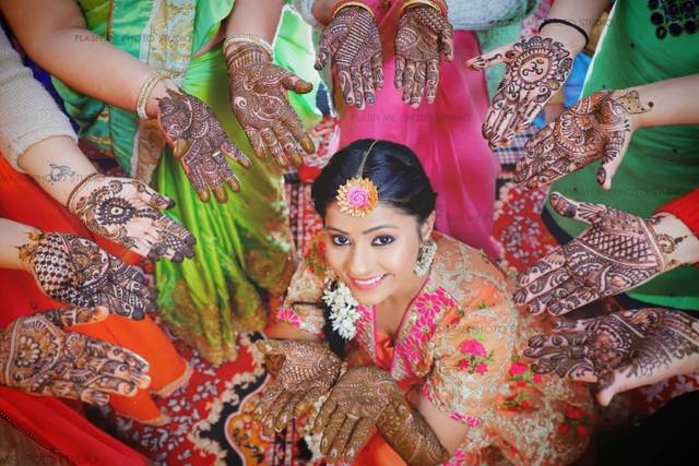 Flash Me Photo Studio