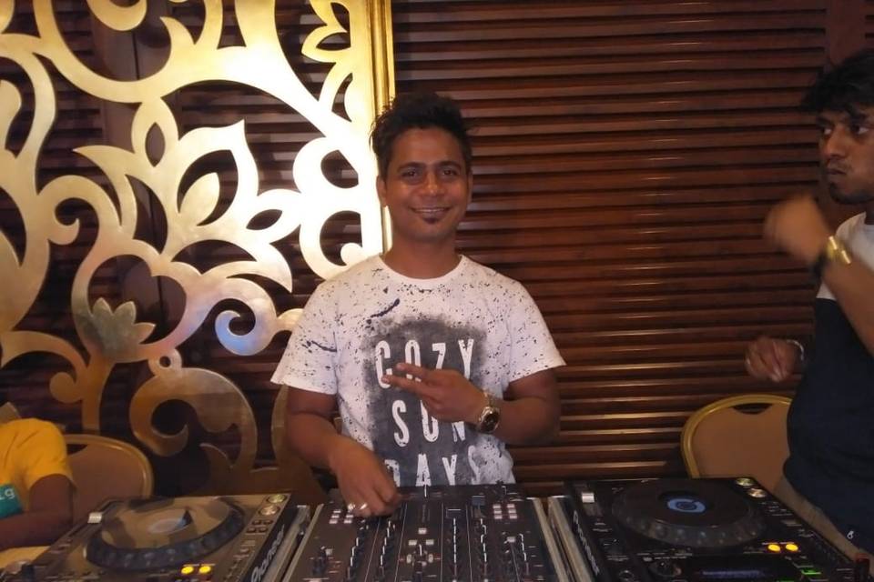 Wedding DJ