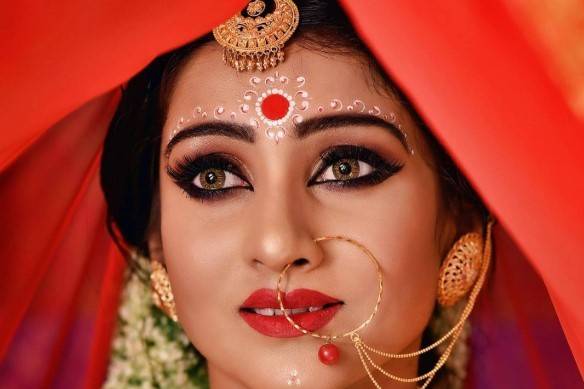 Makeup Artist Sushmita Ghosh