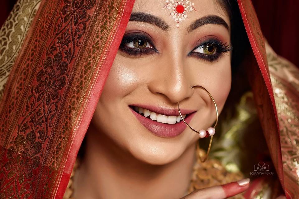 Makeup Artist Sushmita Ghosh