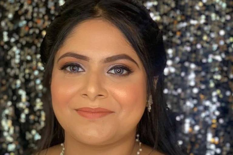 Makeup Artist Pratishtha Chauhan