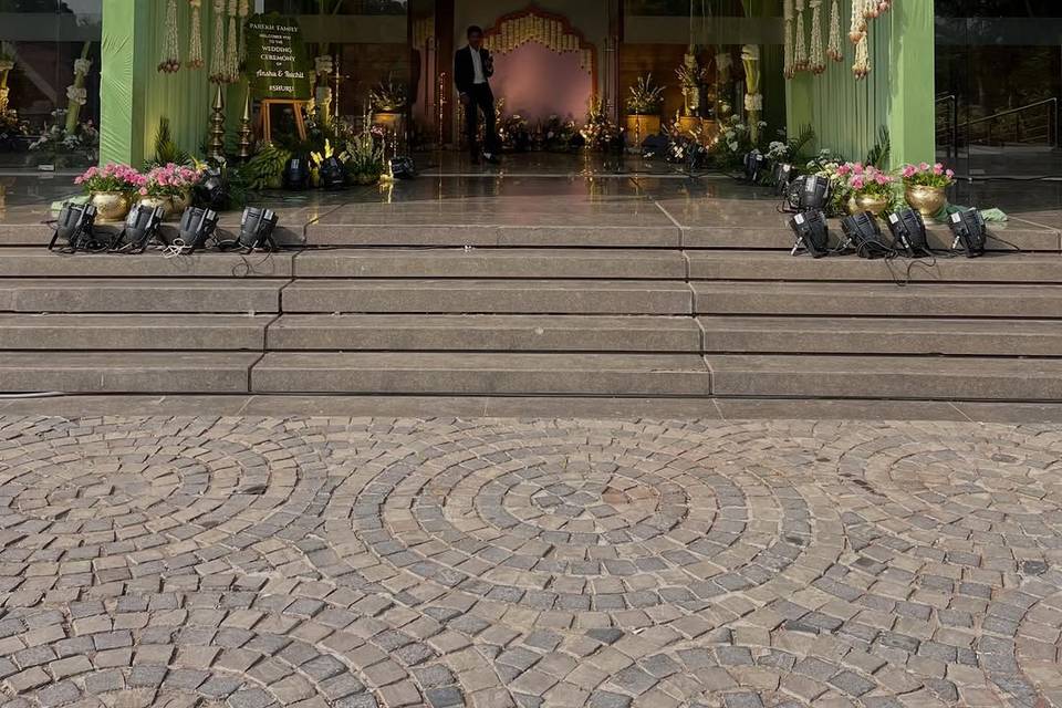 Entrance decor