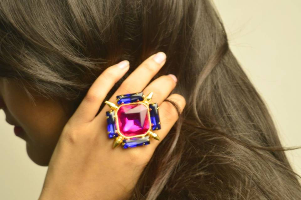 Abira ii ring