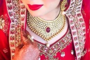 Naina Dhawan Makeup Artist