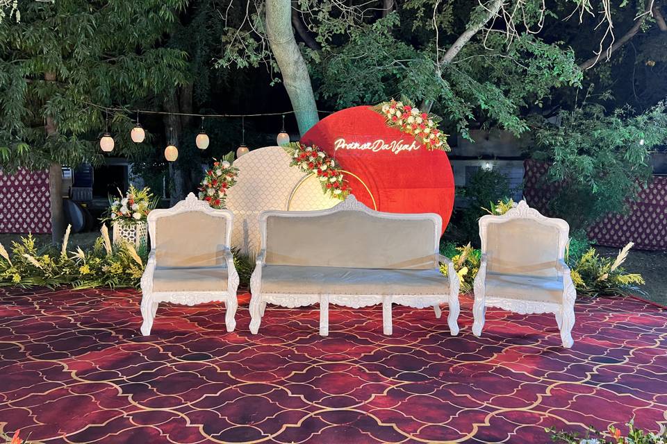 BG Wedding Stage