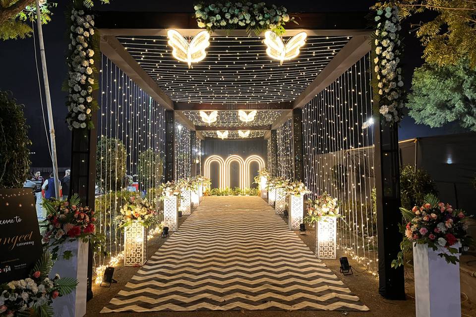 Entrance decor