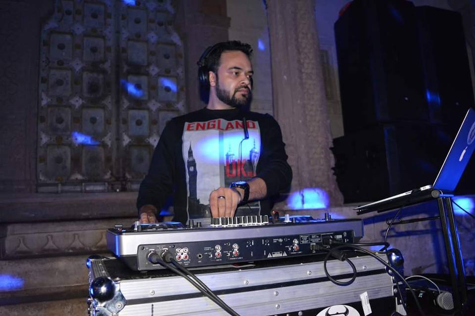 DJ Derik