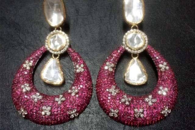 Earrings with style