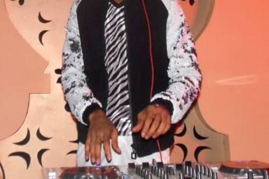 DJ Melwyn