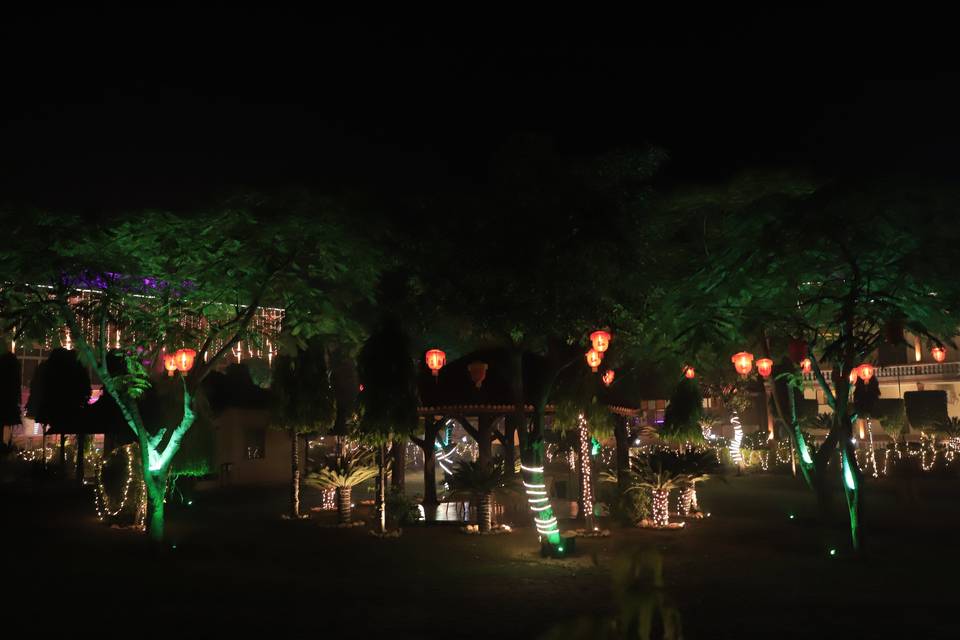 Entrance Lawn Night view