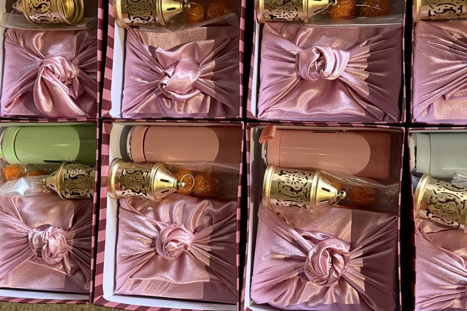 Making gift hampers ...