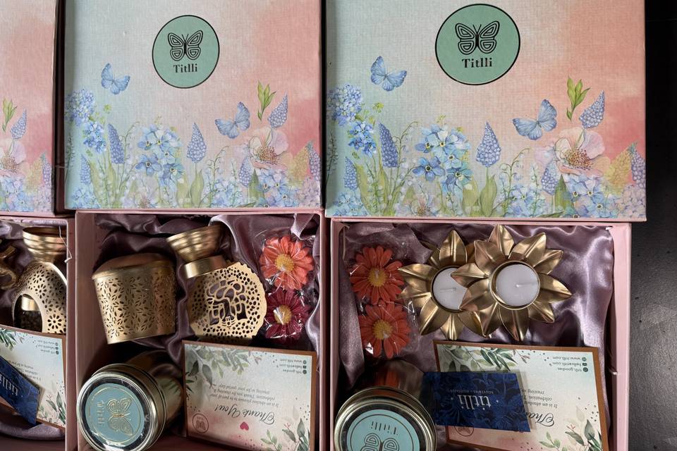 Making gift hampers ...