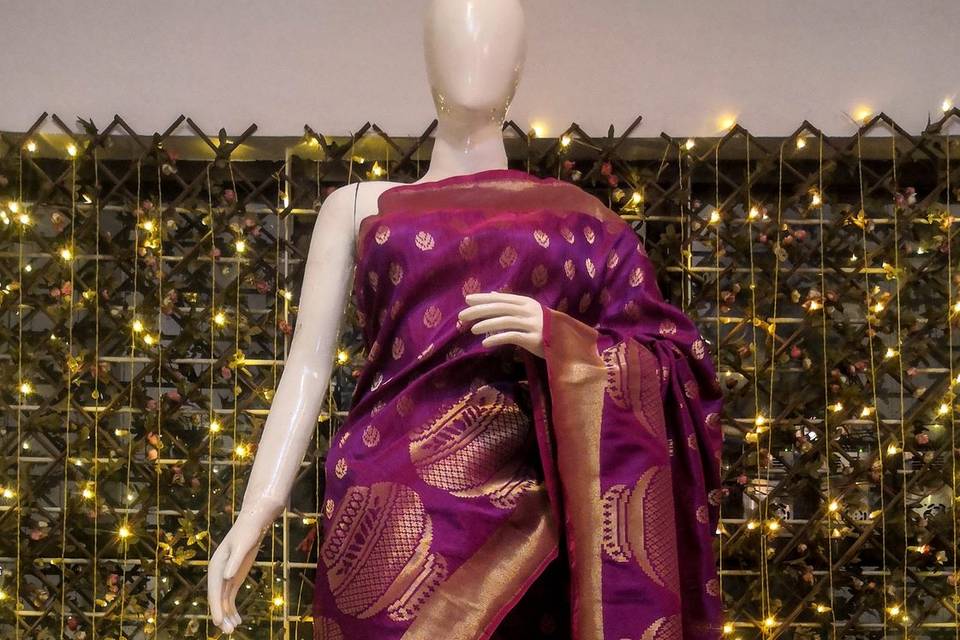 SAREE