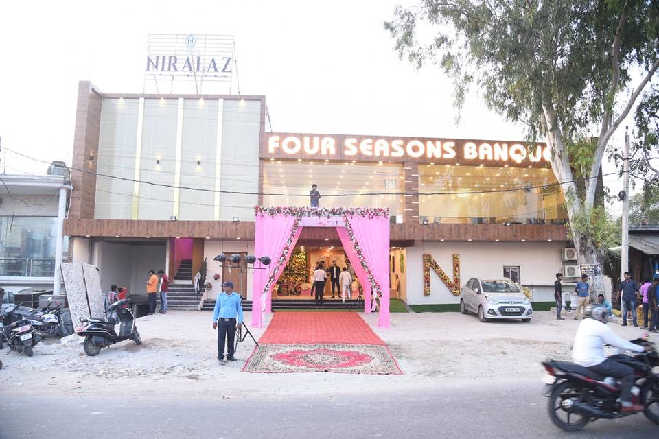 Niralaz Four Seasons Banquet, Lucknow