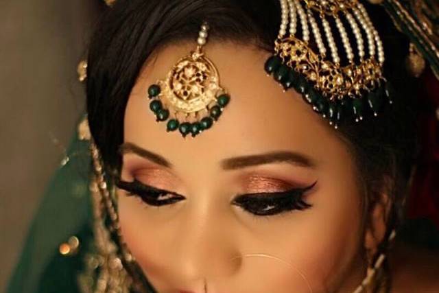 Makeup by Aliya Al Mahmoud