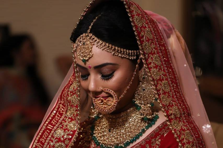 Bridal makeup