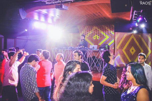 DJ Akey, Pune