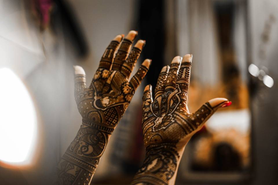 MEHNDI_