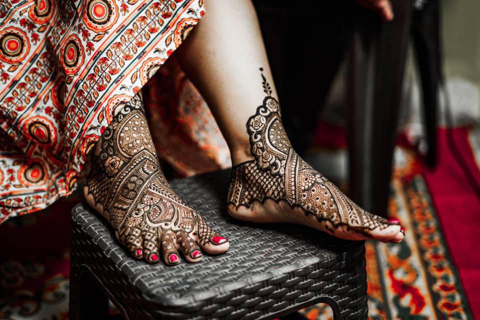 MEHNDI_