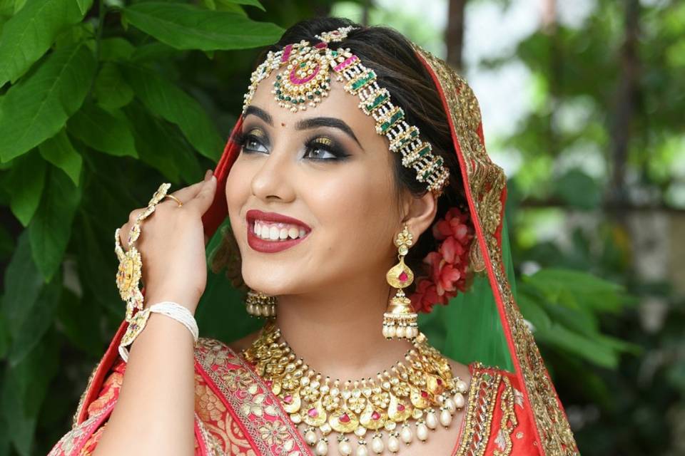 Bridal makeup