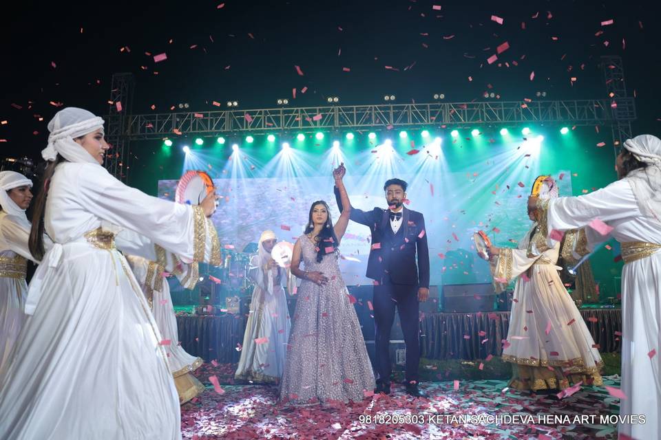 Couple entry in faridabad
