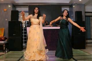 Naach Sangeet By Sakshi Kakkar