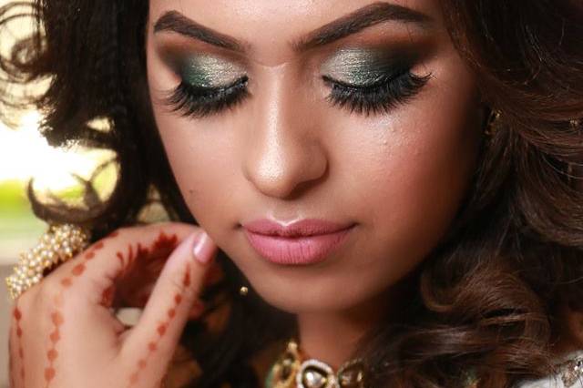 Makeup & Beyond by Apurva