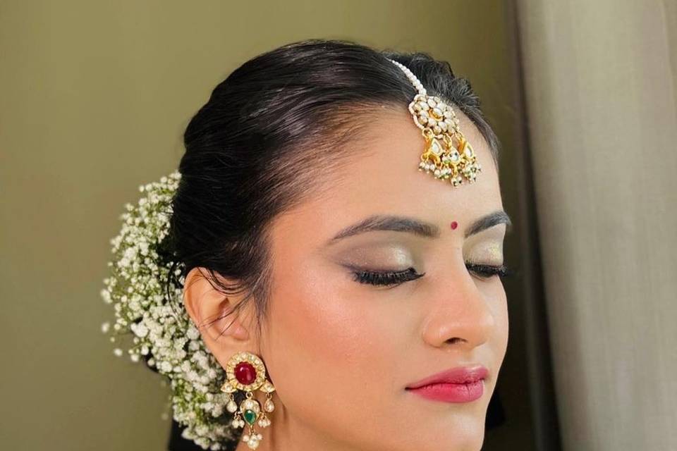 Make Over by Pooja Sethi