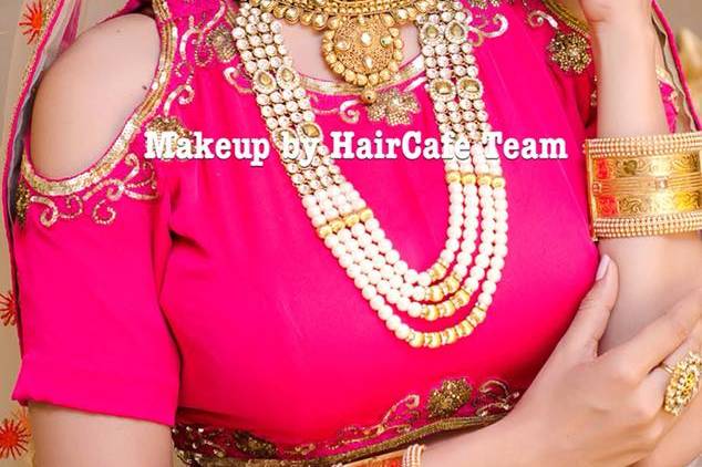 Hair Cafe Beauty Salon - Makeup Salon - Sector 18, Noida 