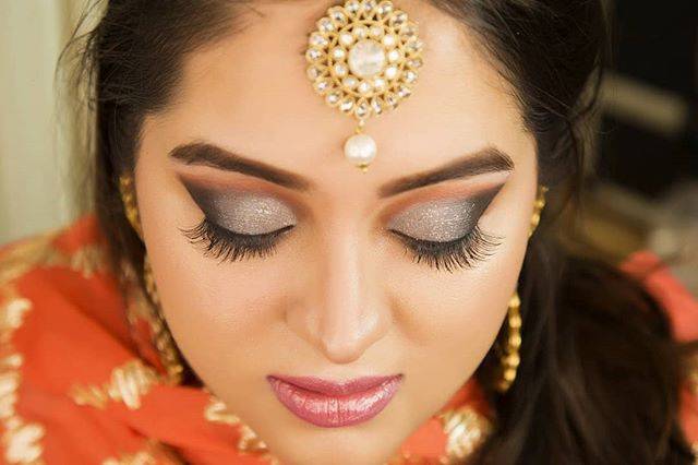 Sakshi Makup Artist