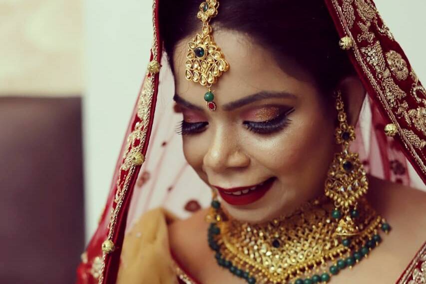 Bridal makeup