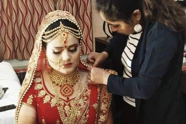 Bridal makeup